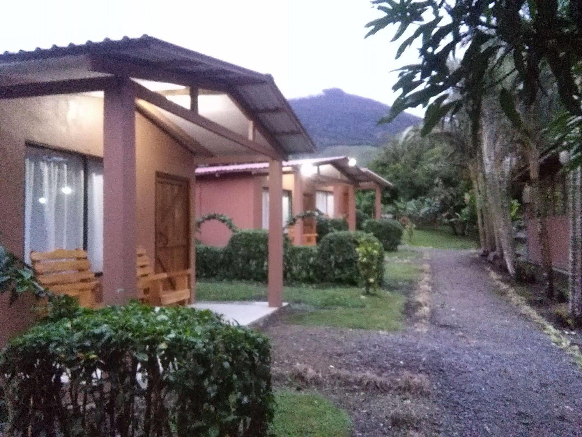 Paraiso Volcano Lodge Guayabo  Zewnętrze zdjęcie